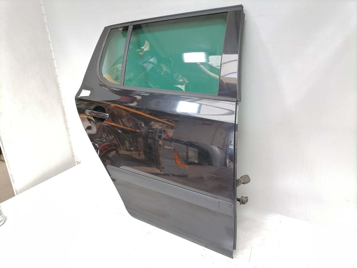 Skoda Fabia 2 5J original Tür hinten rechts 9910 schwarz manueller Fensterheber Bj.2008